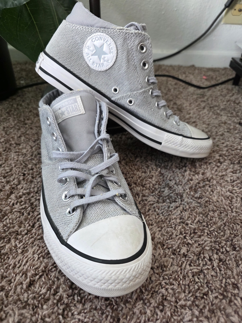 Converse  All Star High Top Sneakers - Light Gray Sz 9
